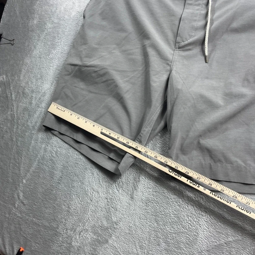 Faherty All Day Shorts Mens Gray Hybrid Stretch Board Shorts Size 40 Drawstring